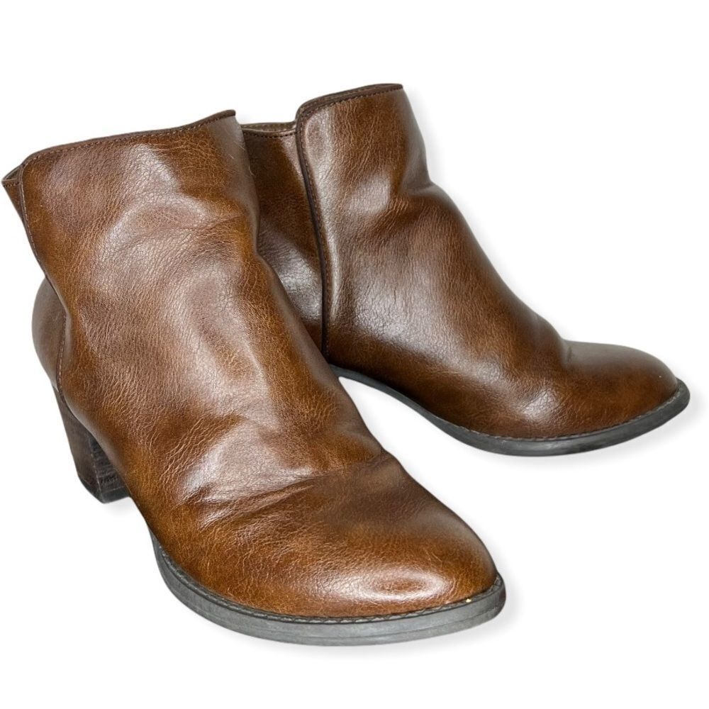 American Eagle Booties‎